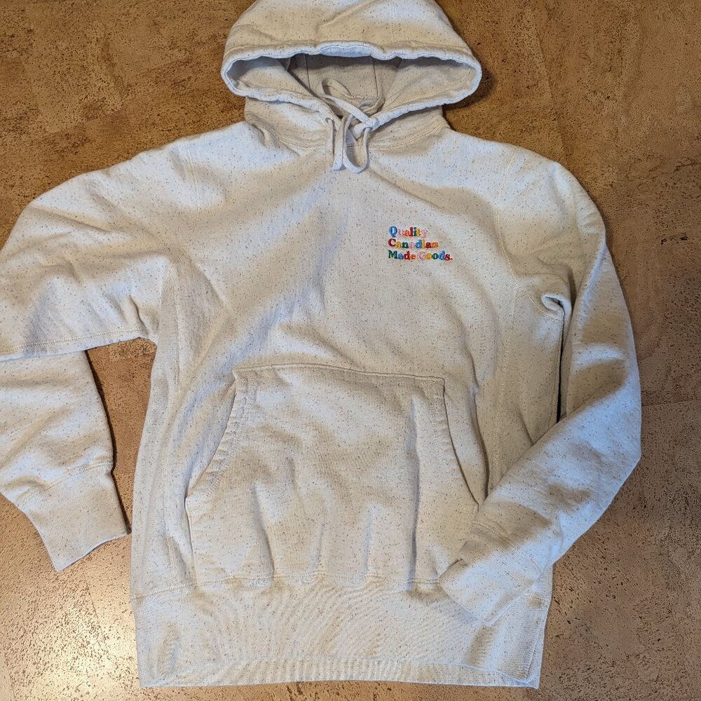 Canadian made goods sweatshirt S
